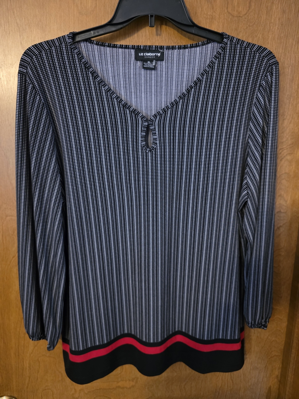 Liz Claiborne Black & White Striped V-Neck Long Sleeve Top with Red Accent
